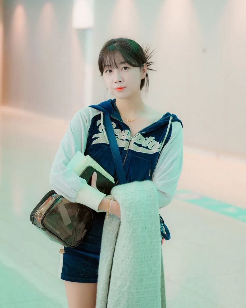 안지현