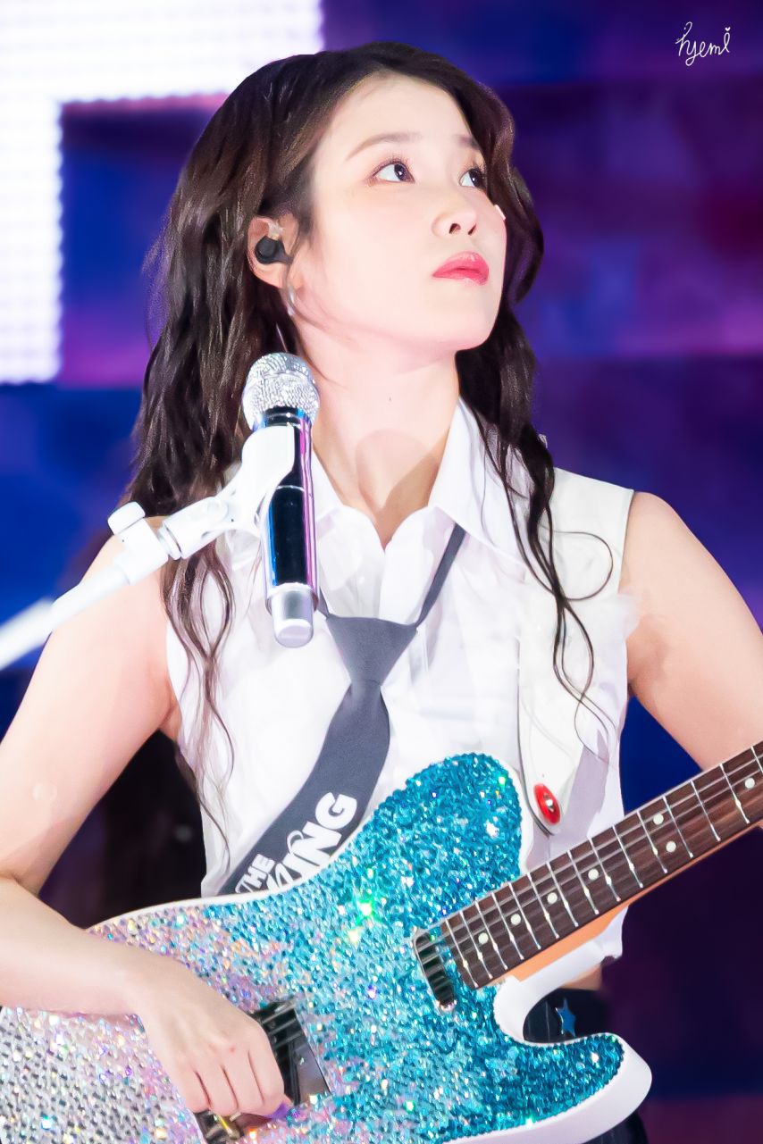 아이유 기타유