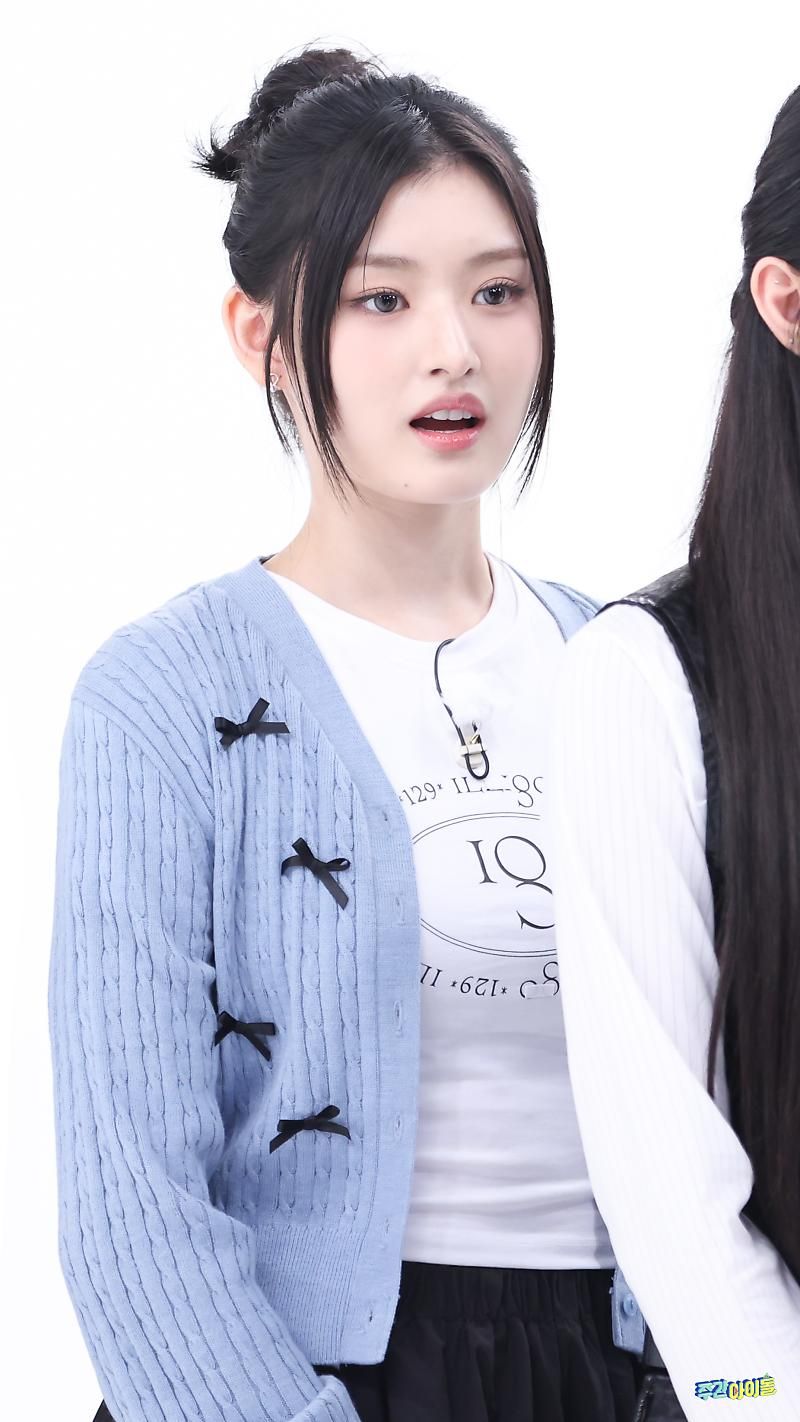 피프티피프티] 주간아이돌 현장사진