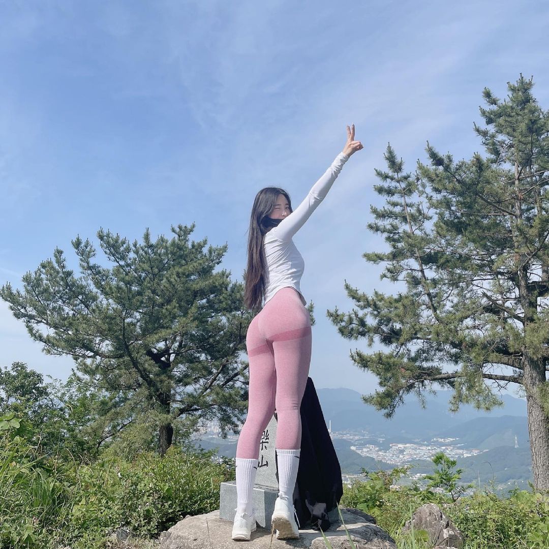 인스타녀 뒤태
