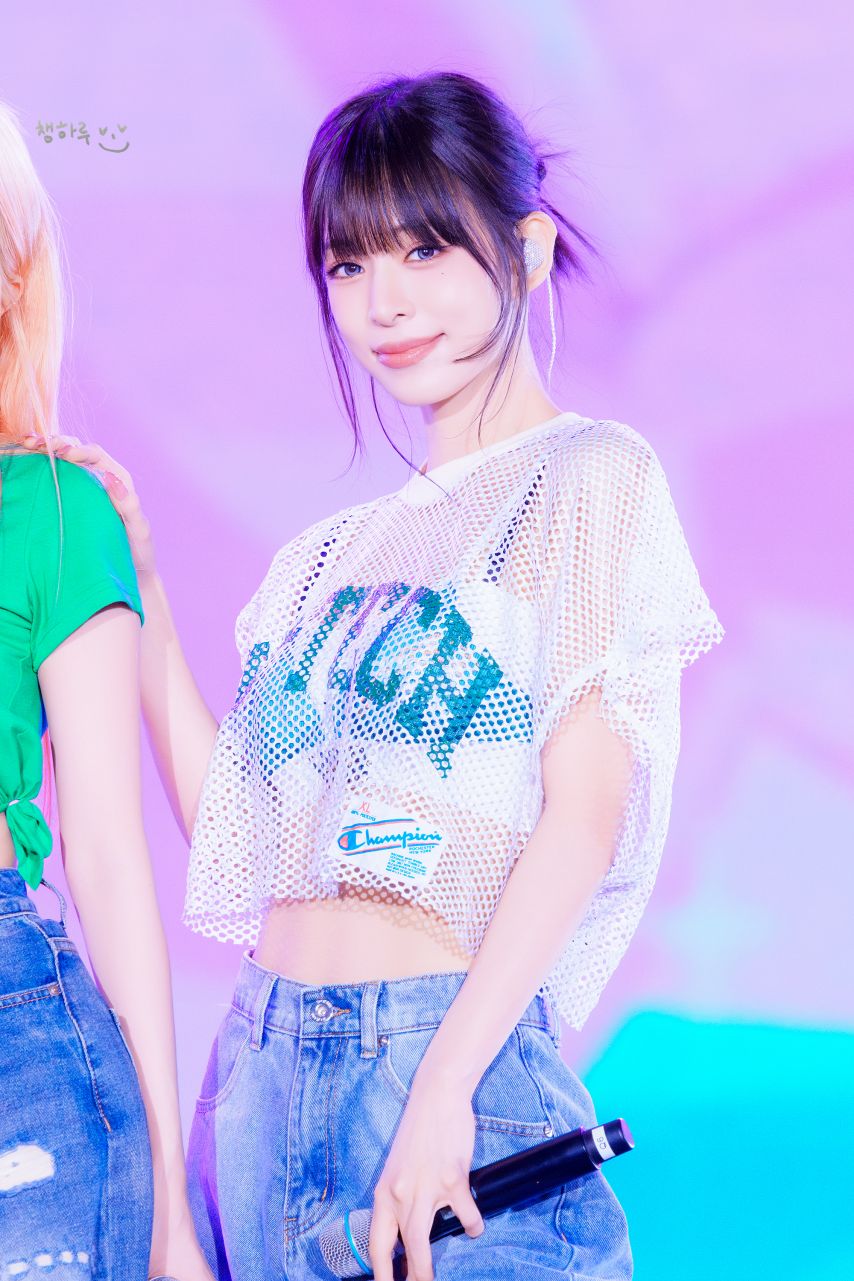 프로미스나인 이채영
