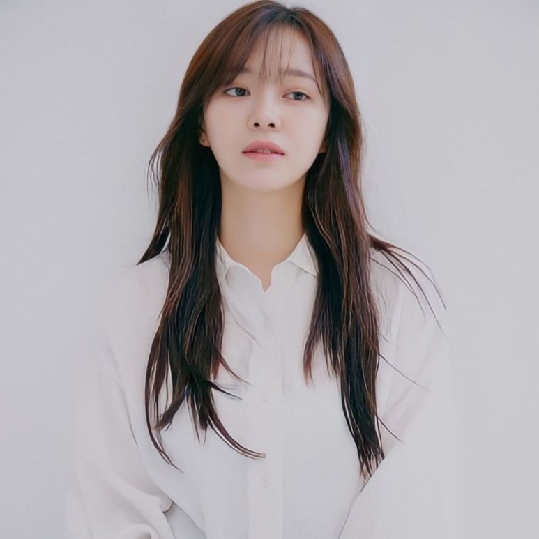 김세정