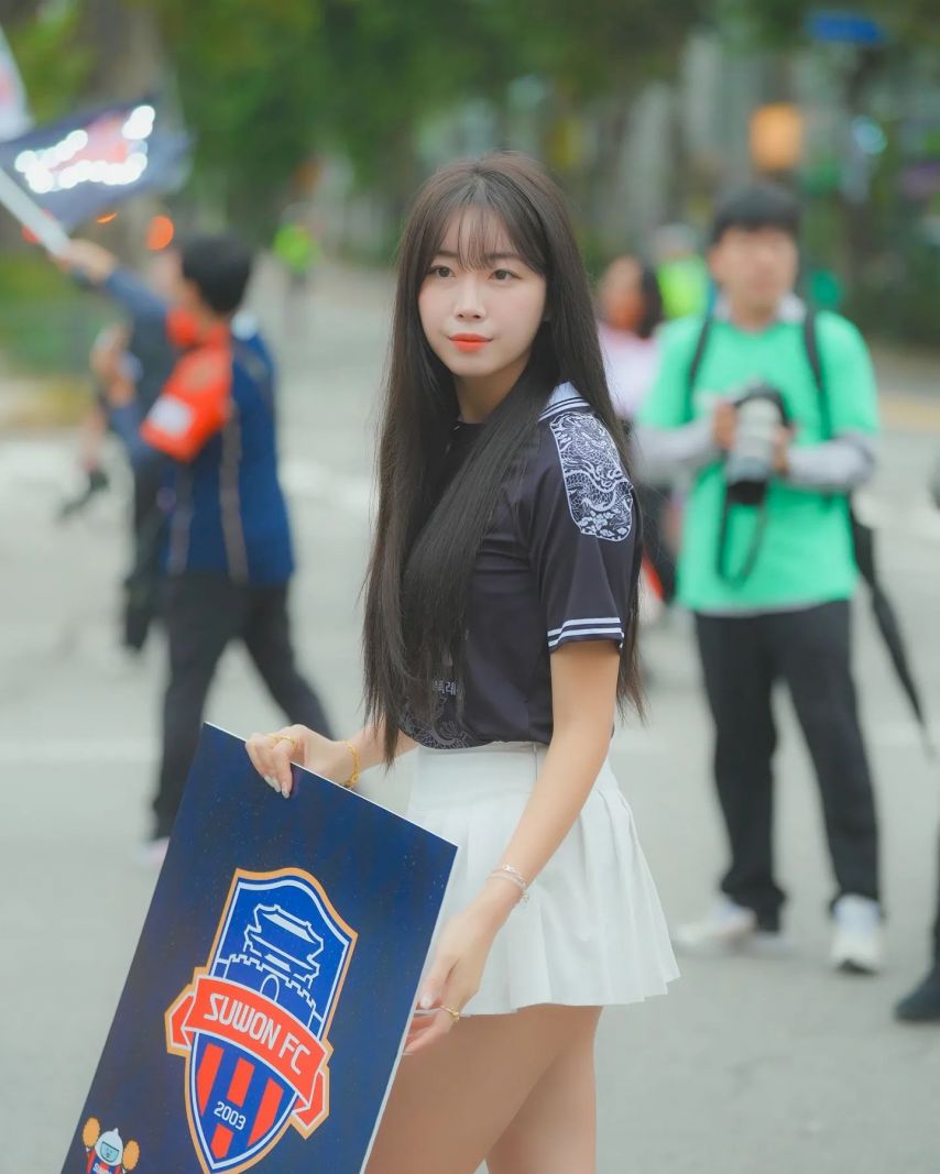 안지현