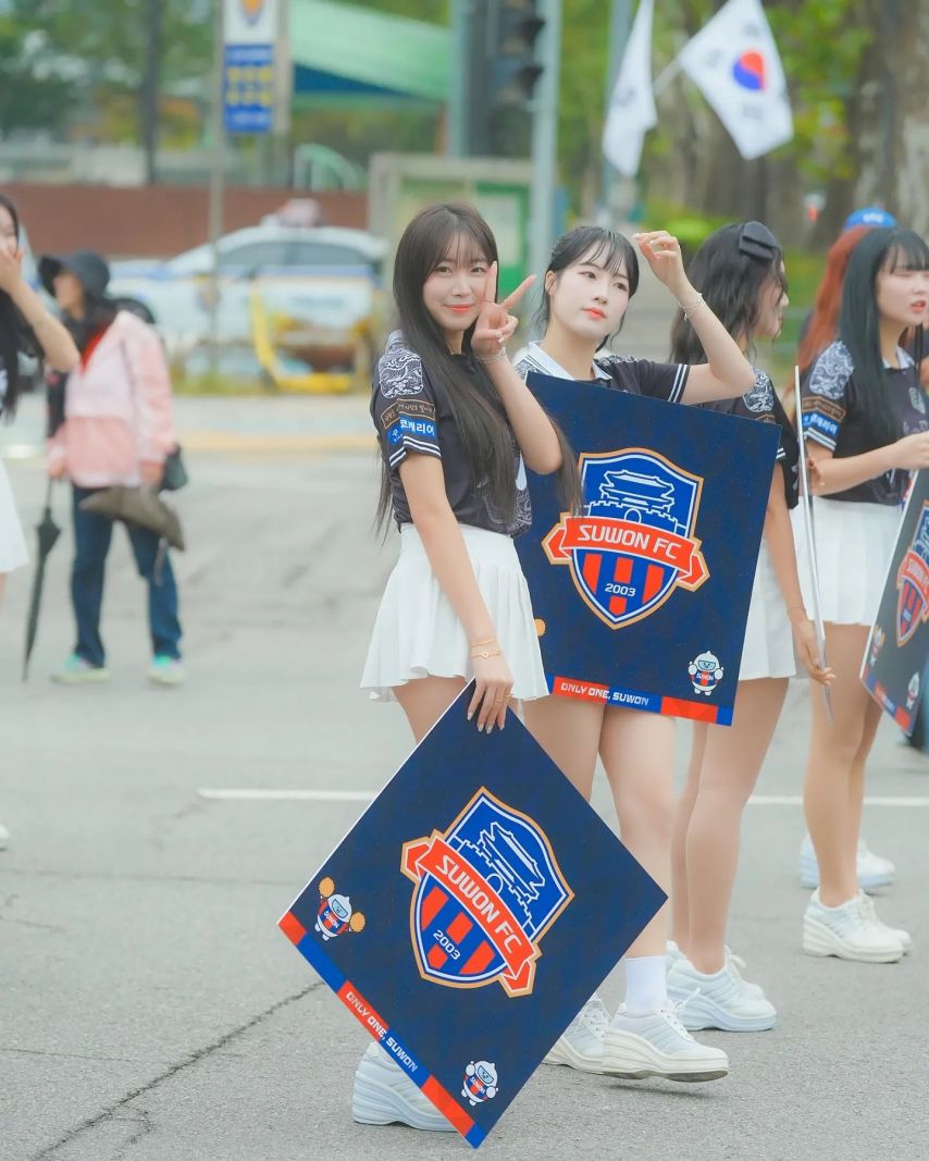 안지현