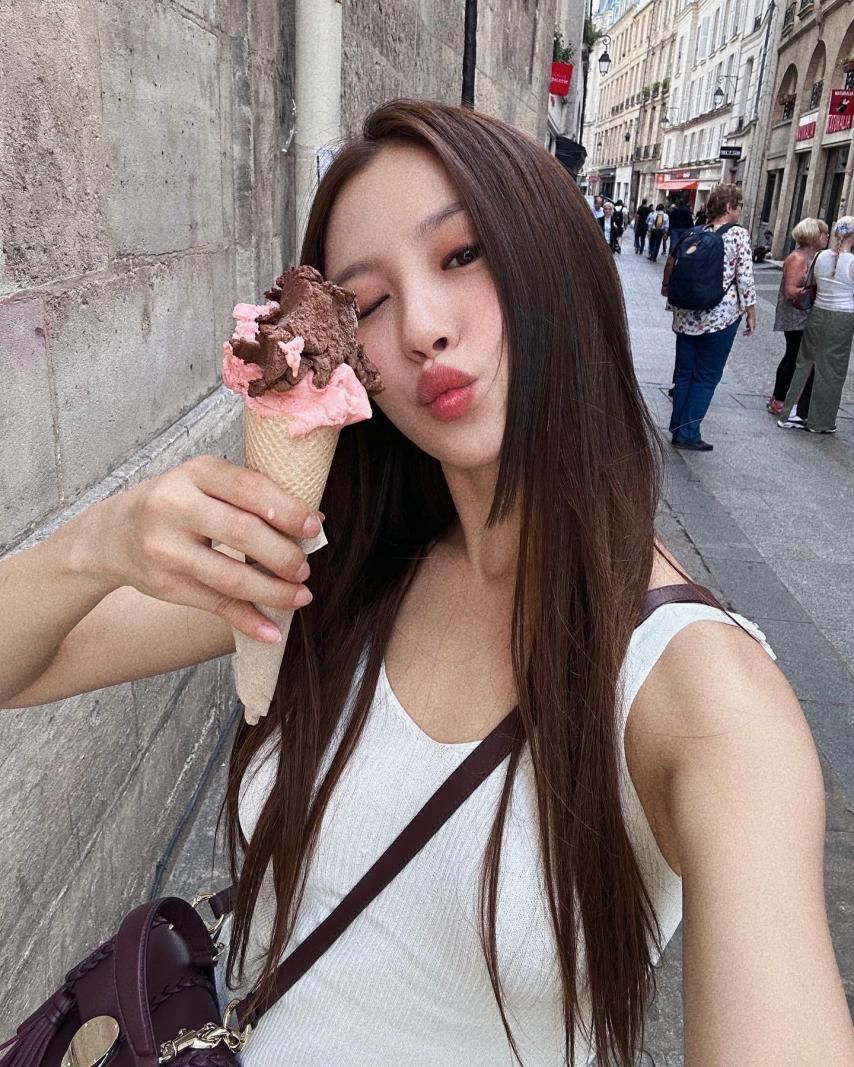 고민시