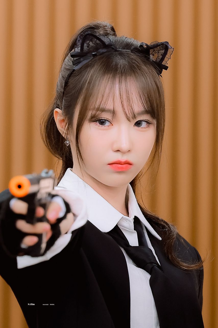 우아 나나