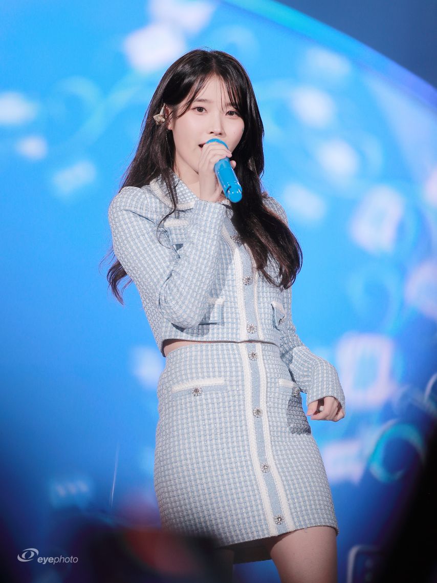 아이유 230917 우리모모콘