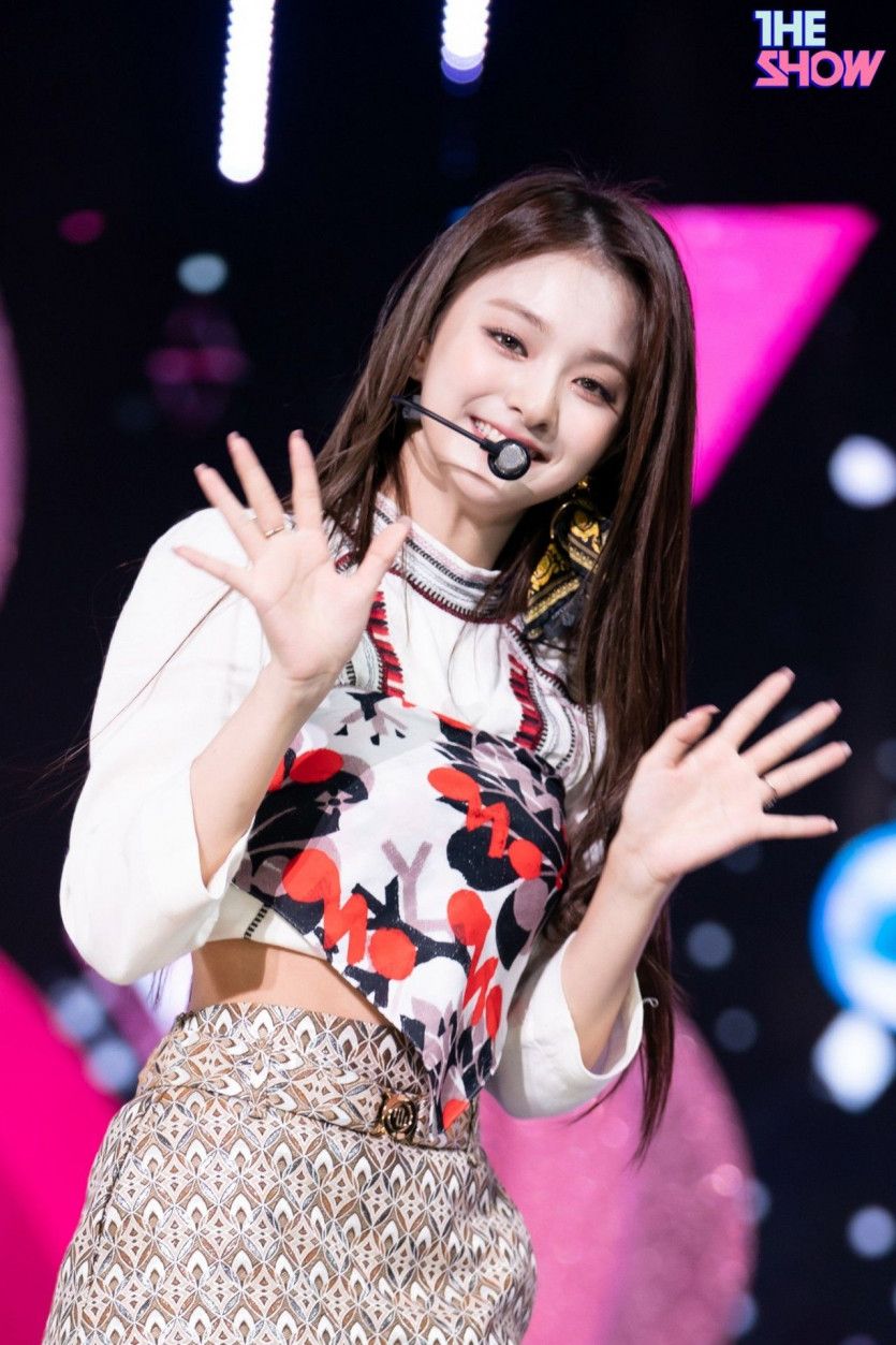 프로미스나인 이나경