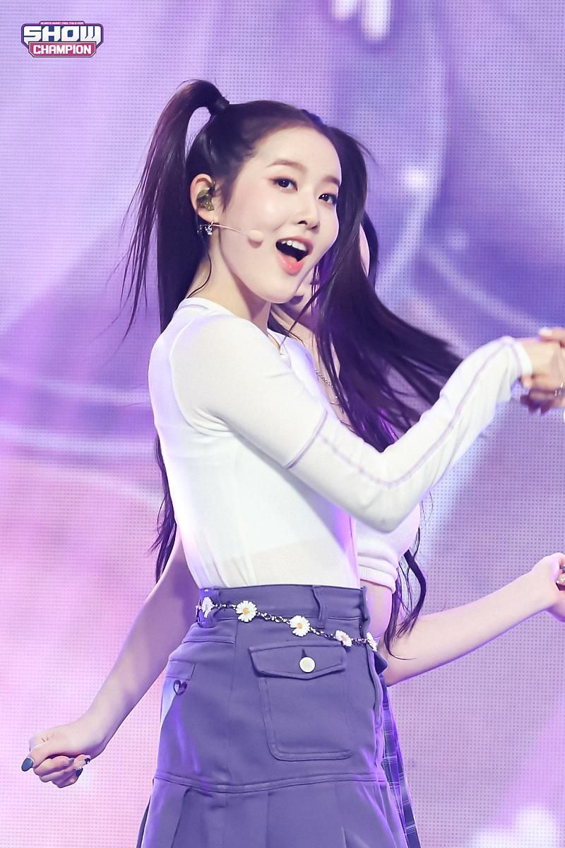 STAYC SIEUN