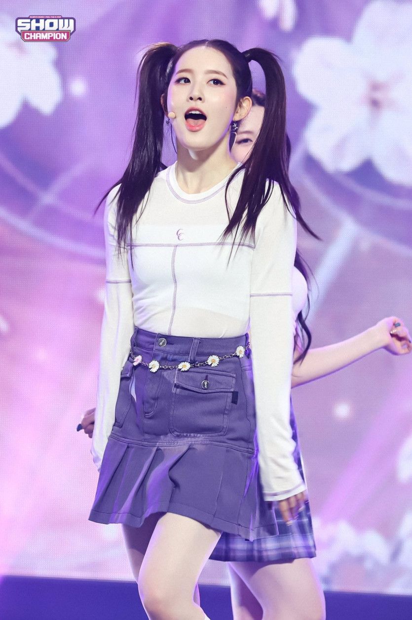 STAYC SIEUN