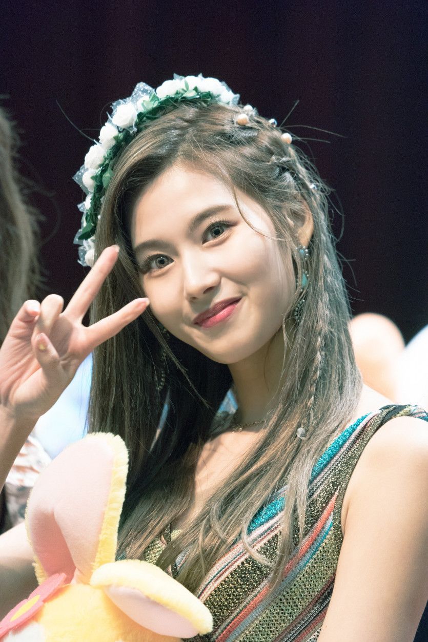 트와이스 사나