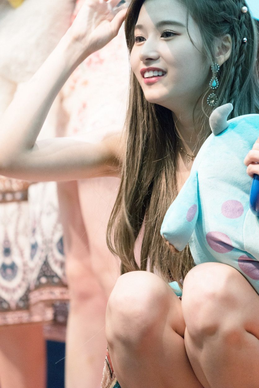 트와이스 사나