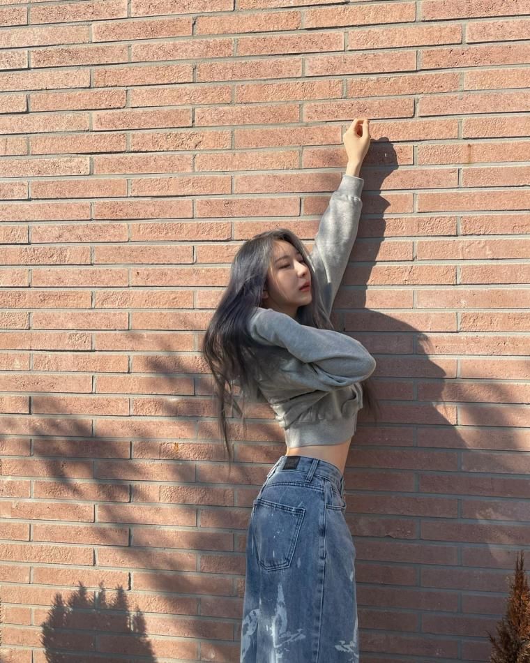 이채연