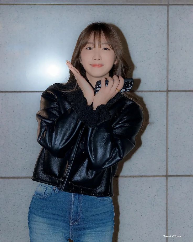 안지현