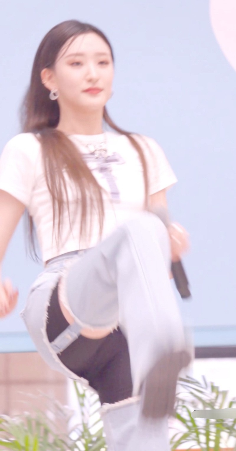 여자아이돌 타이트한 속바지 레깅스 Y존 도끼 모음