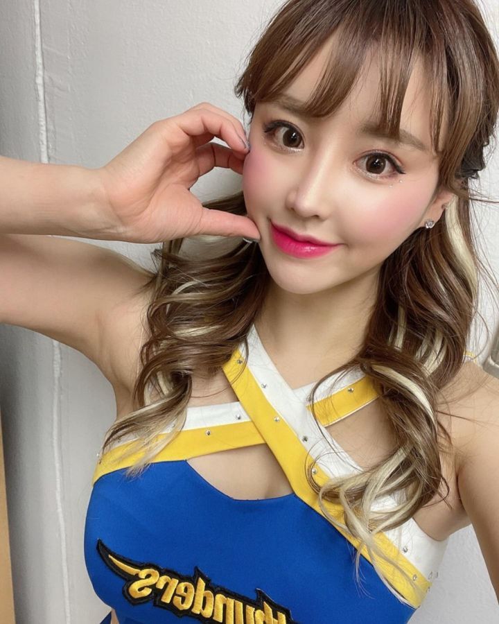 신유리