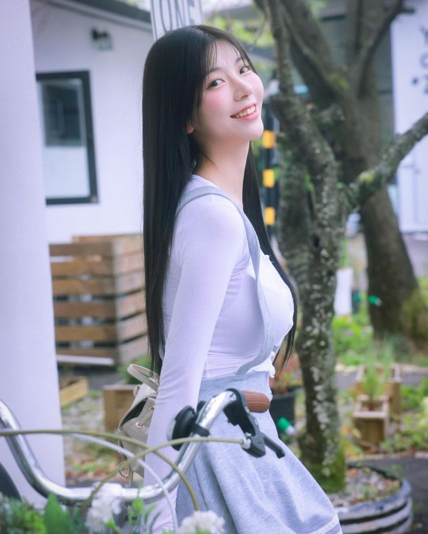 쏘블리 이소영 청순 여친룩