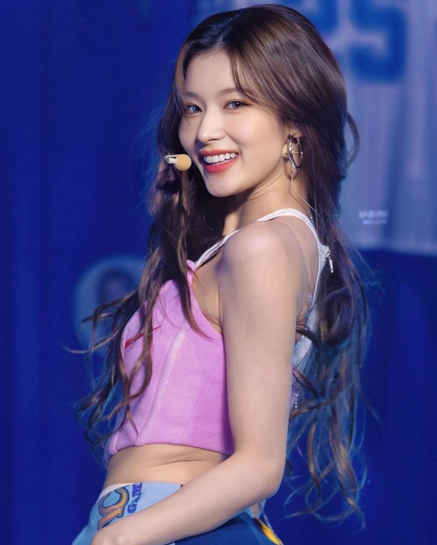 트와이스 사나