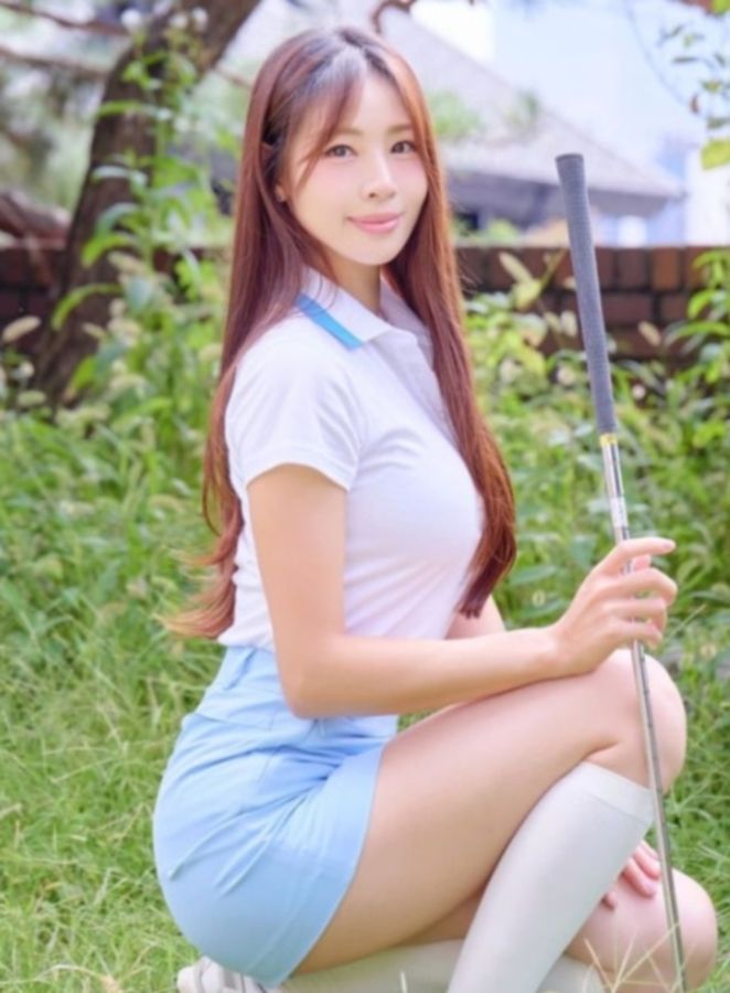 신수지의 골프웨어 핏 & F컵녀 심유이.jpg
