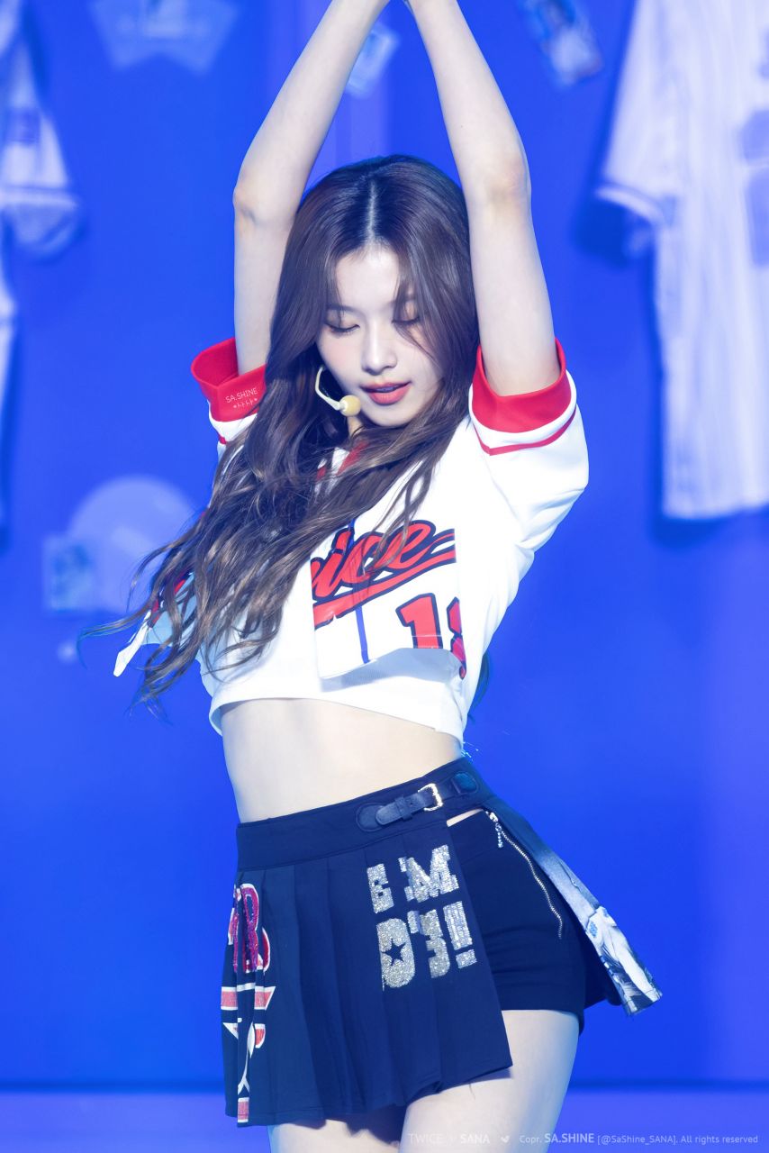 트와이스 사나