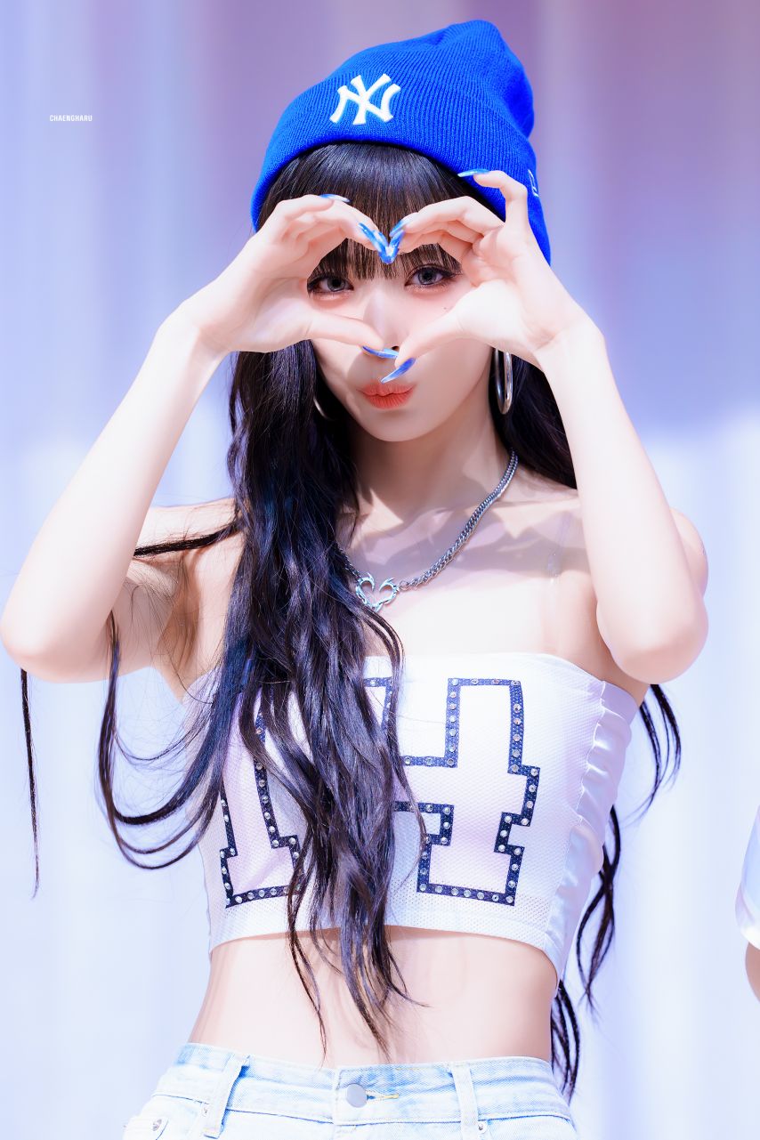 프로미스나인 이채영