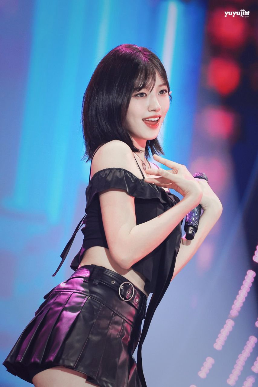아이브 안유진