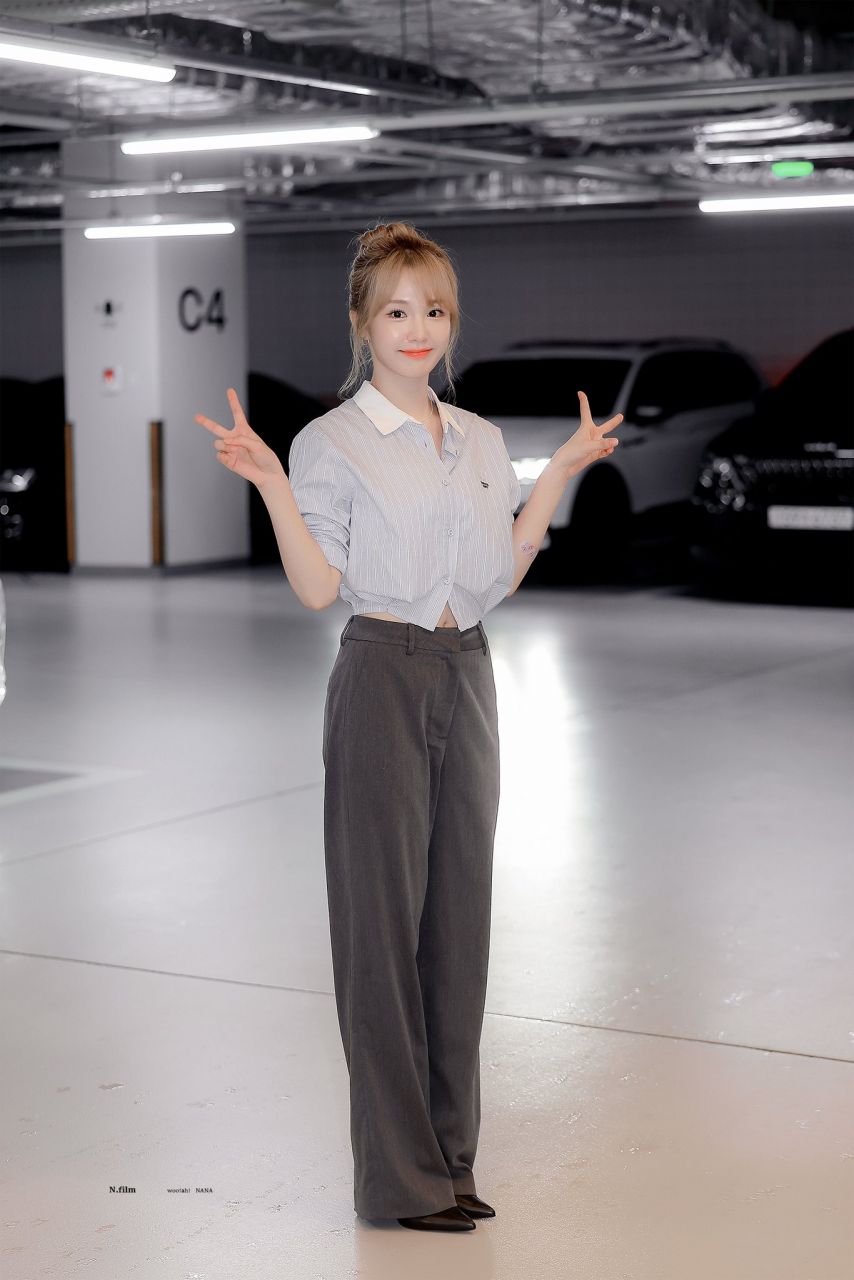 우아 나나