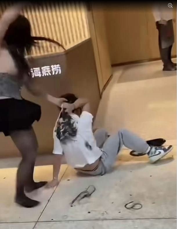 ㅇㅎ?)현재 중국에서 유명해진 중남 폭행사건