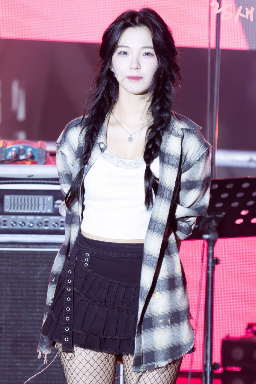 프로미스나인 백지헌