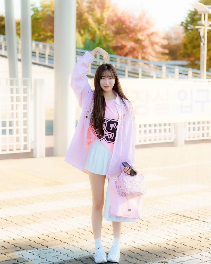 안지현