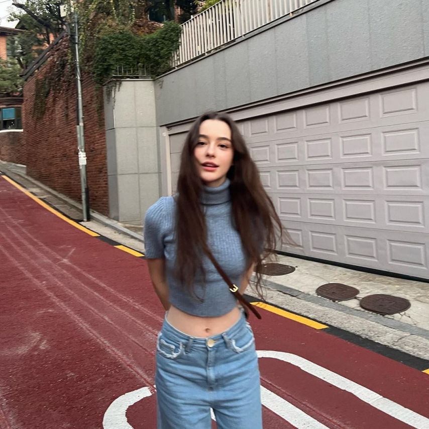 한국활동 러시아 엘프 모델 다샤 타란 (Dasha Taran)
