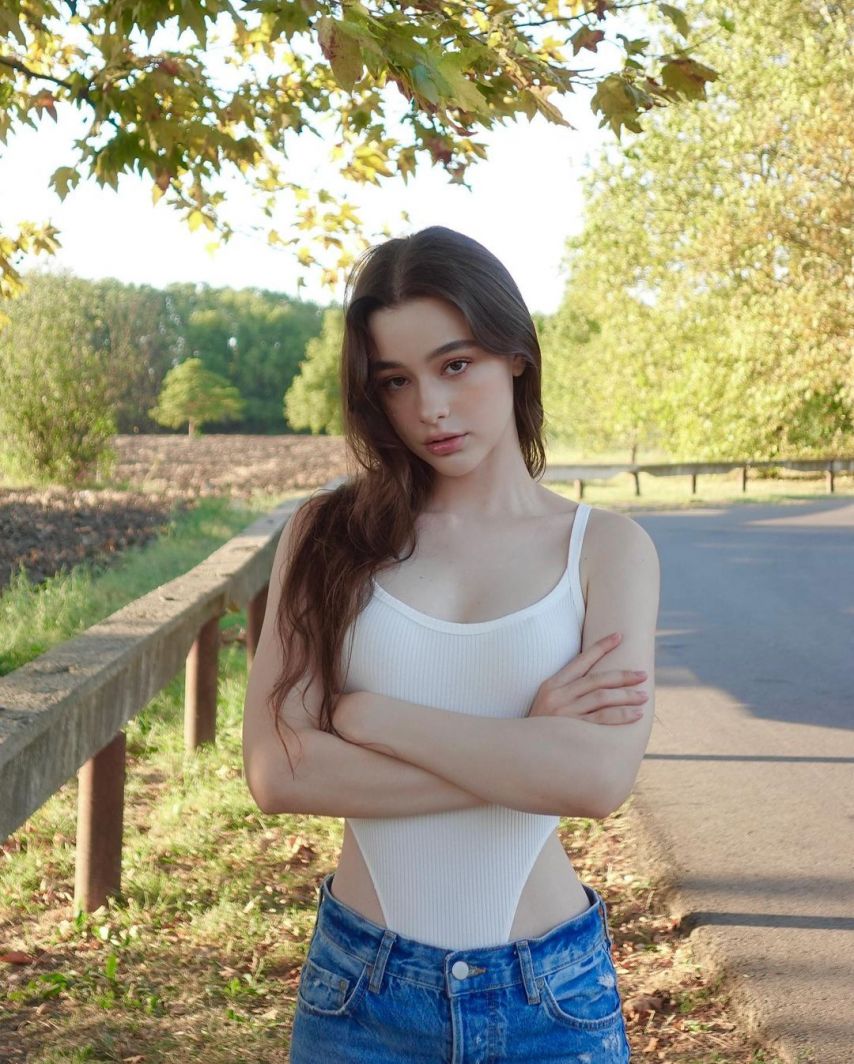 한국활동 러시아 엘프 모델 다샤 타란 (Dasha Taran)