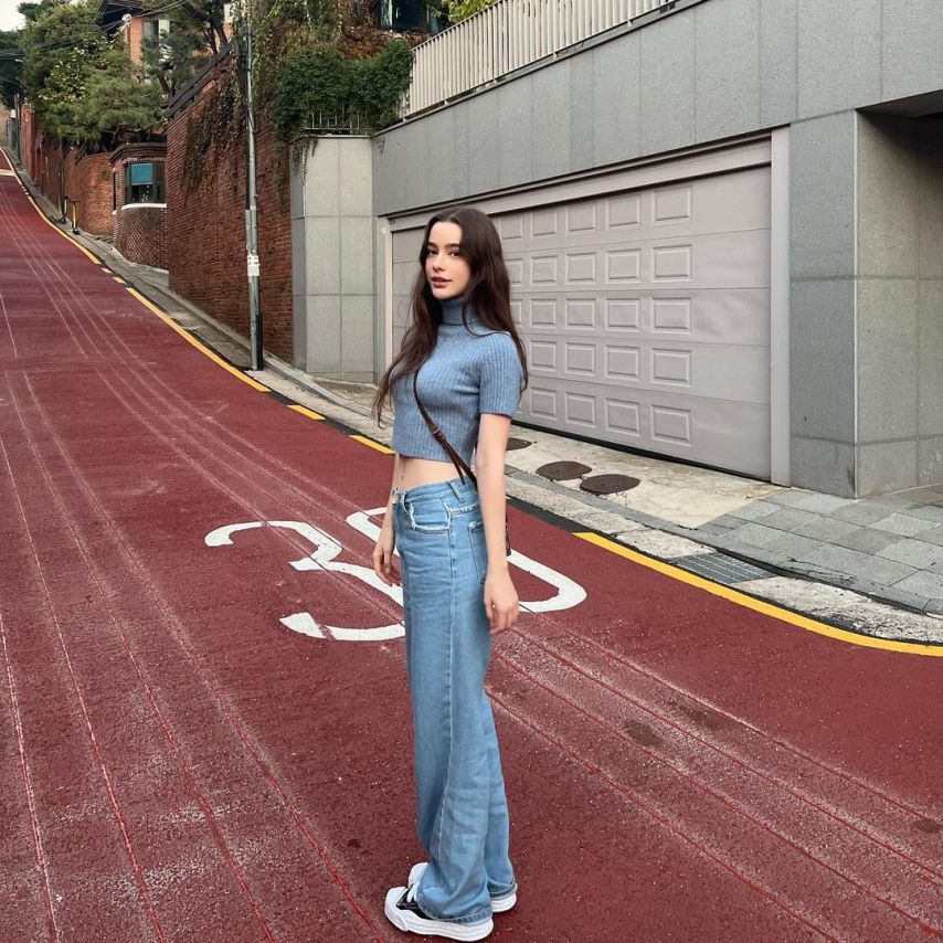 한국활동 러시아 엘프 모델 다샤 타란 (Dasha Taran)