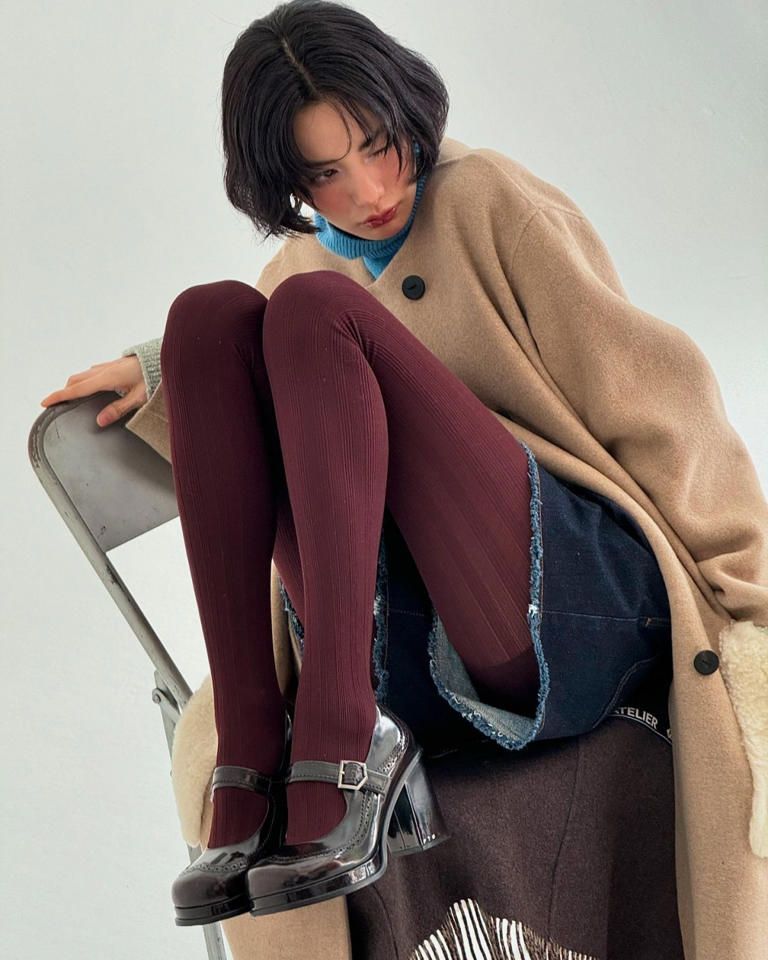 나나, 아찔한 스타킹 매력
