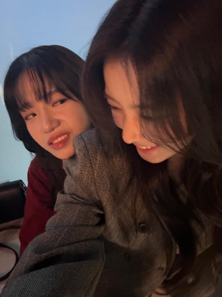 [아이즈원]  여전한 조유리 강혜원