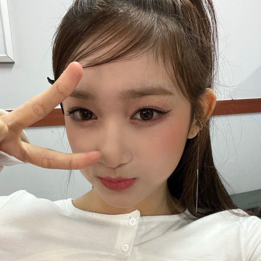 IVE LEESEO