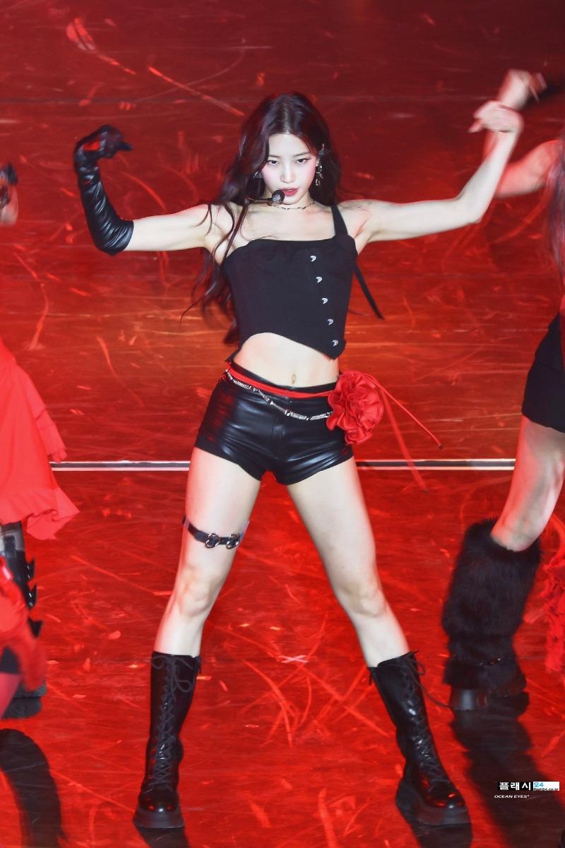 르세라핌 카즈하