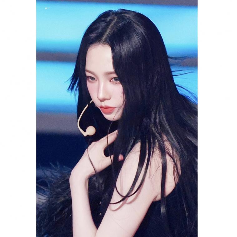 에스파 카리나