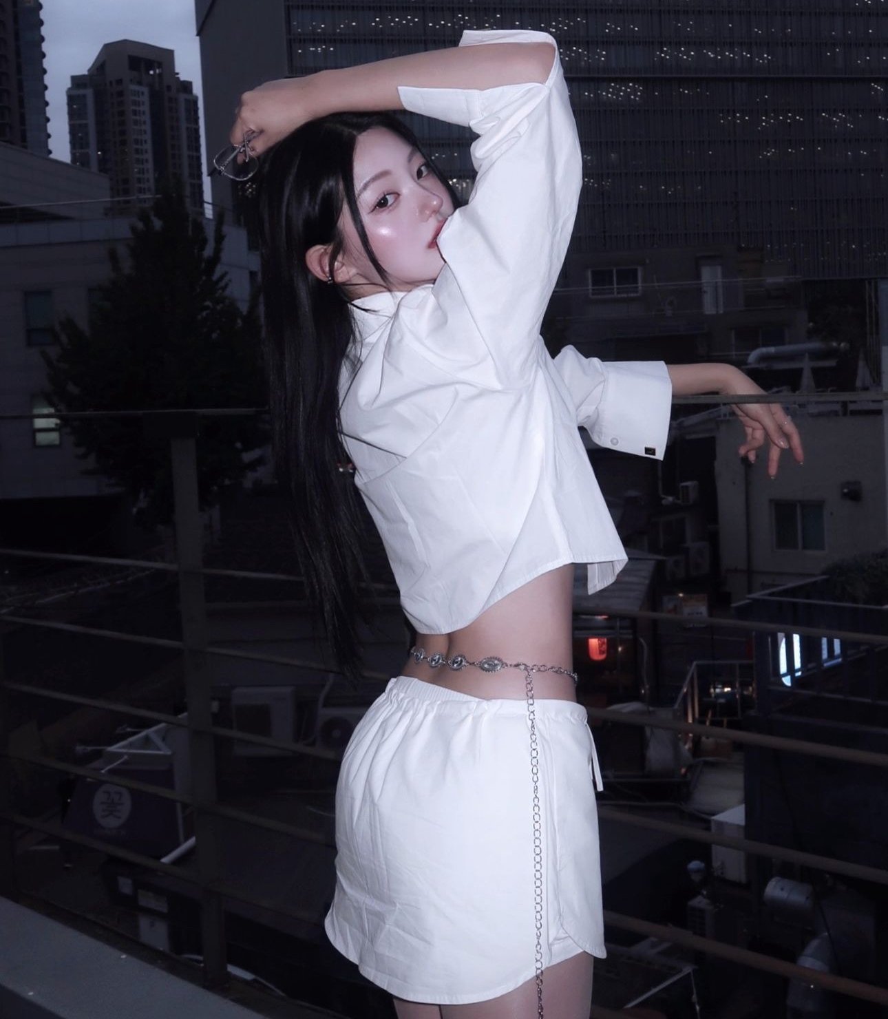존나 이쁘긴하다