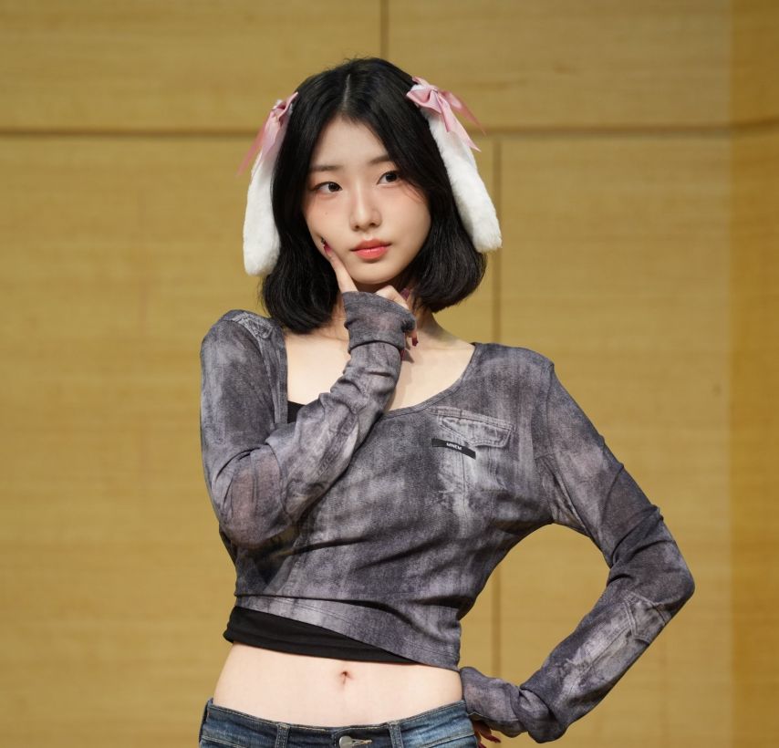 이달의 소녀, 루셈블 여진
