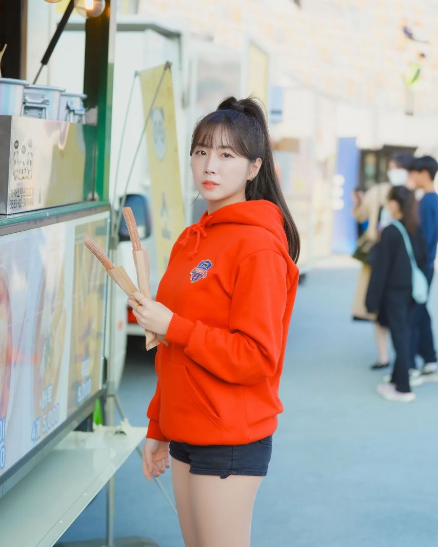 안지현