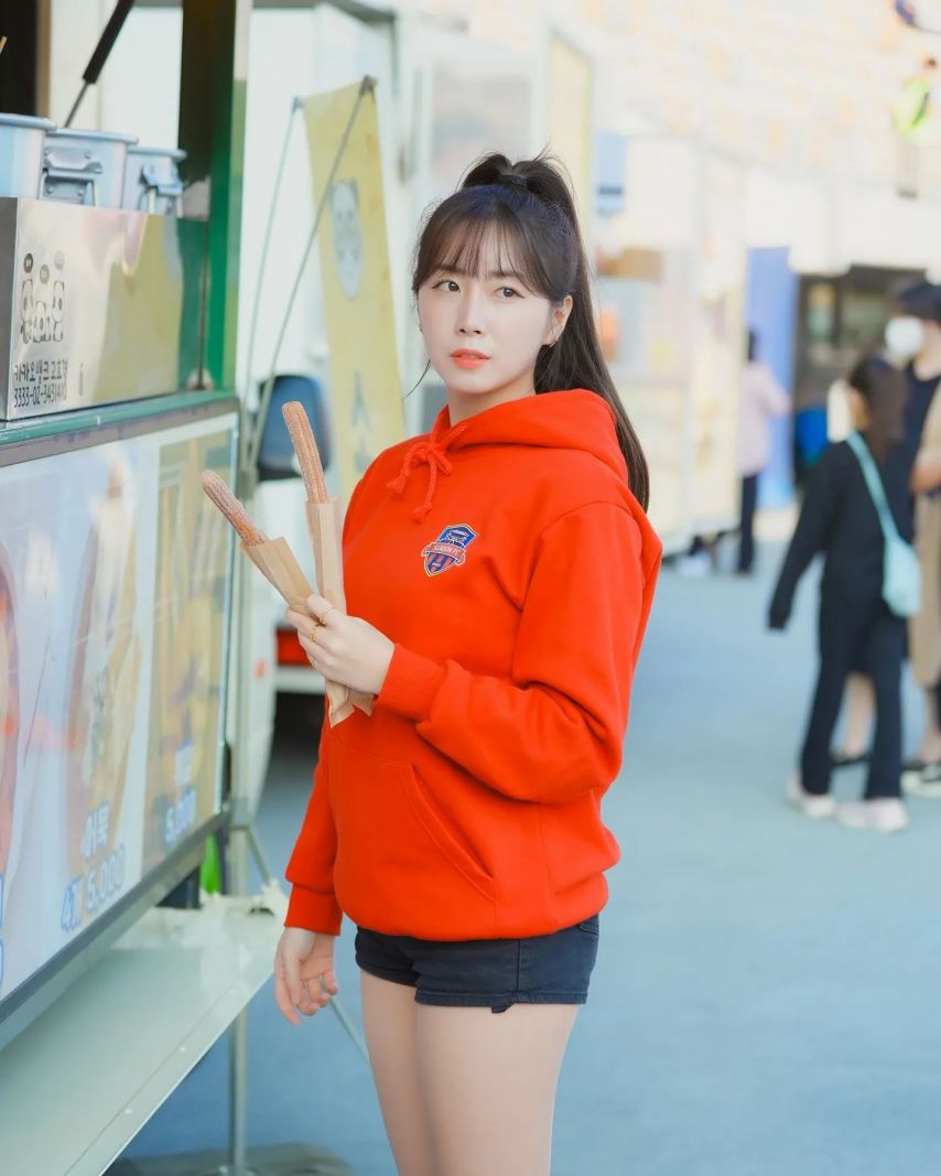 안지현