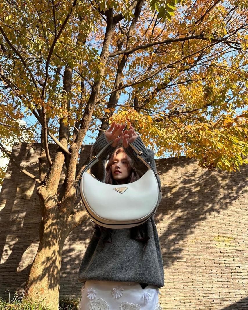 트와이스 사나 프라다