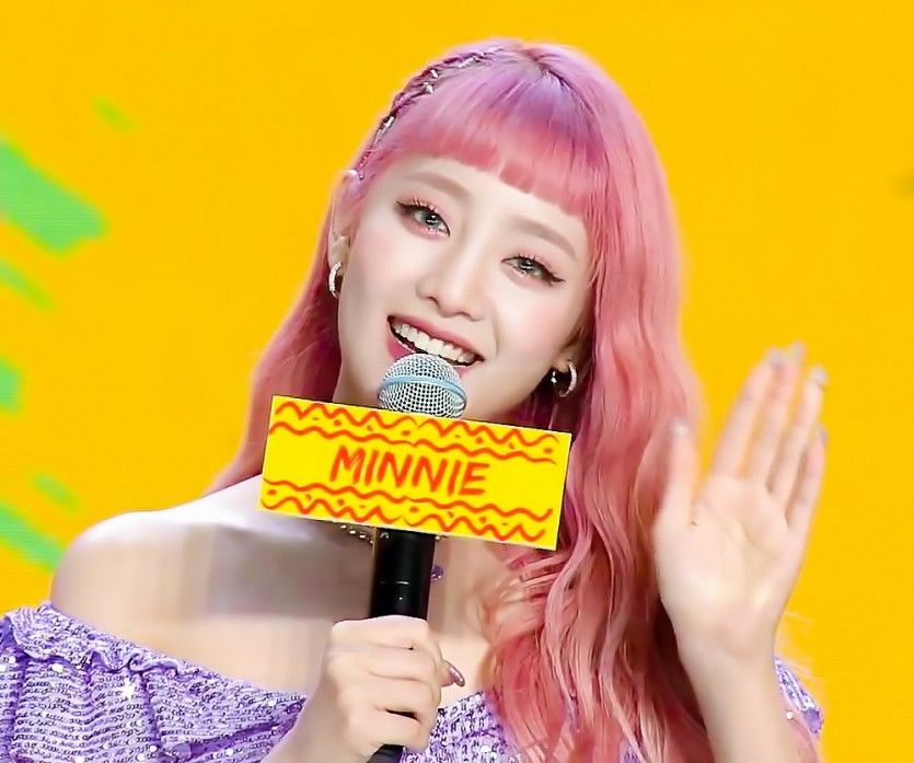 (G)-IDLE 민니