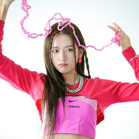 IVE YUJIN