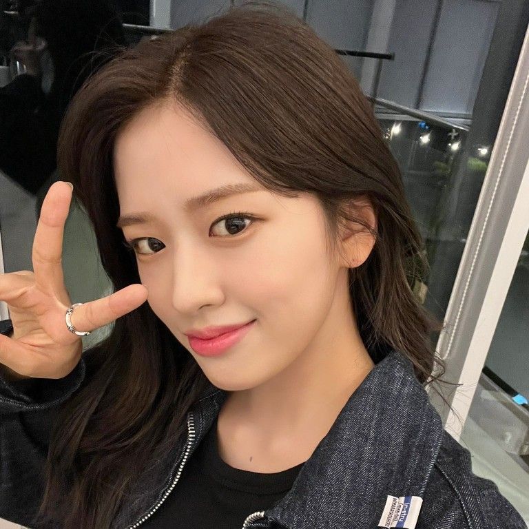 IVE YUJIN