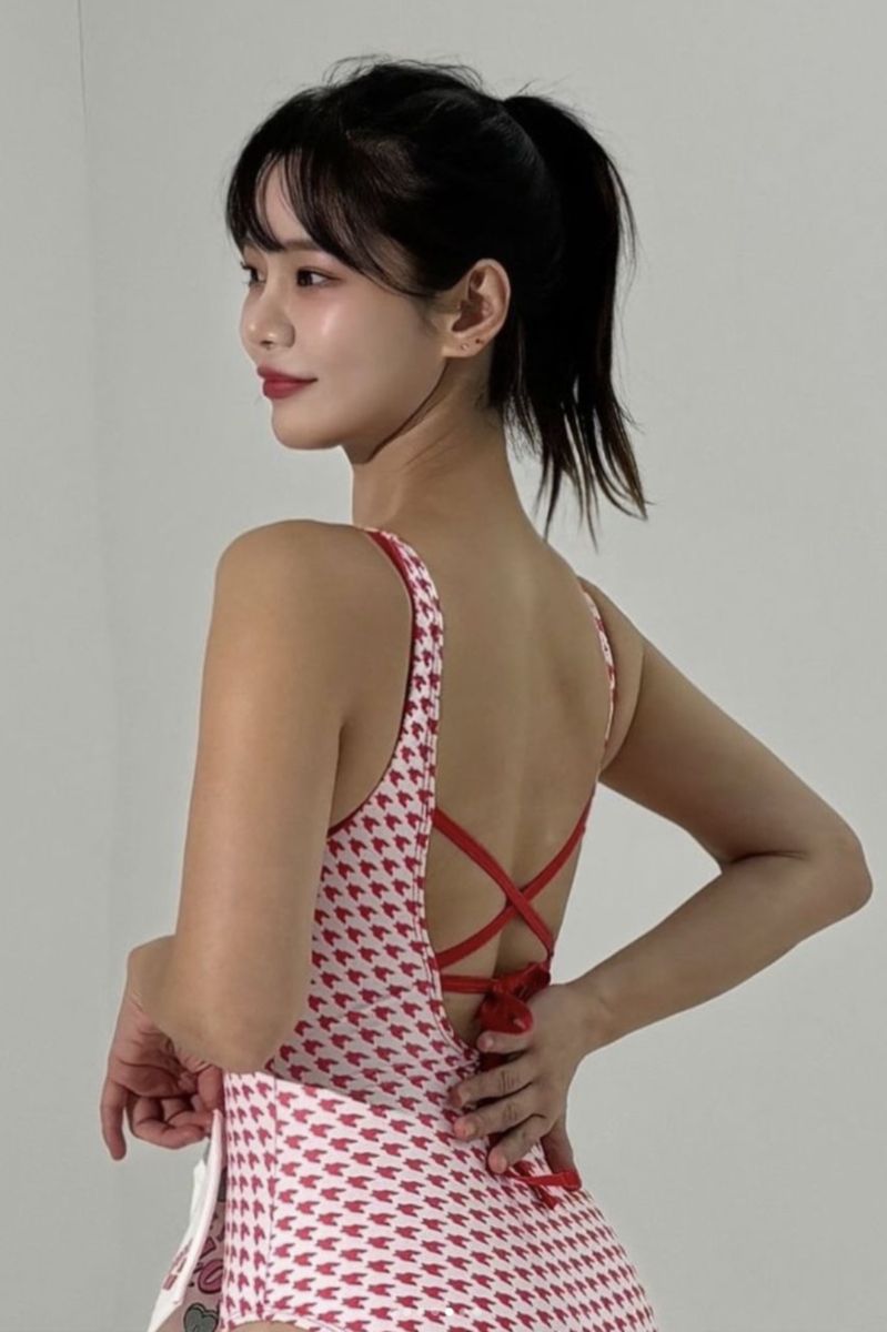 김소연 검스 쪈다 & 아이돌상으로 바뀐 맹승지, 더 예뻐진 몸매.jpg
