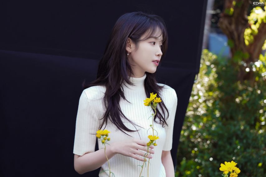 아이유 시즌그리팅 비하인드