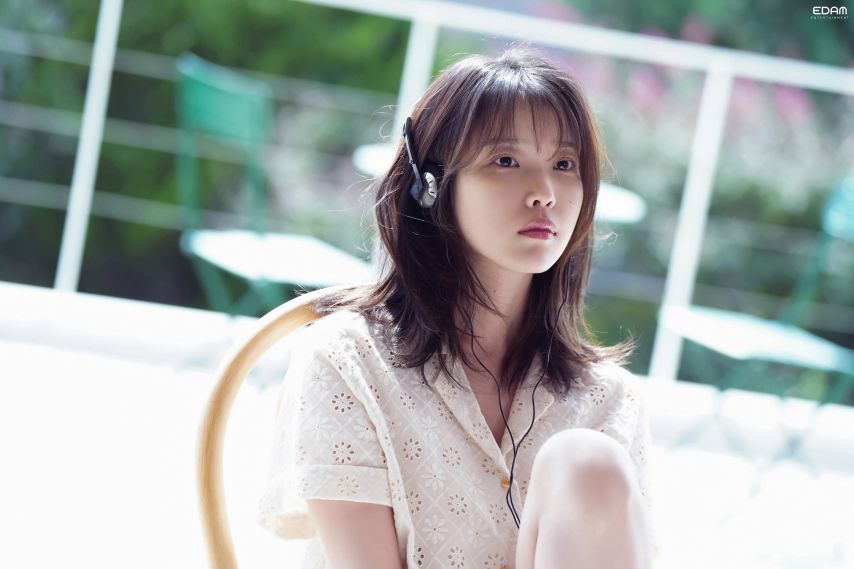 아이유 시즌그리팅 비하인드