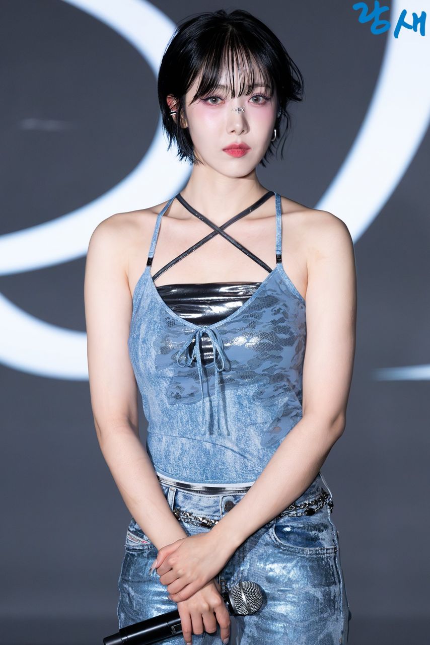 VIVIZ 신비